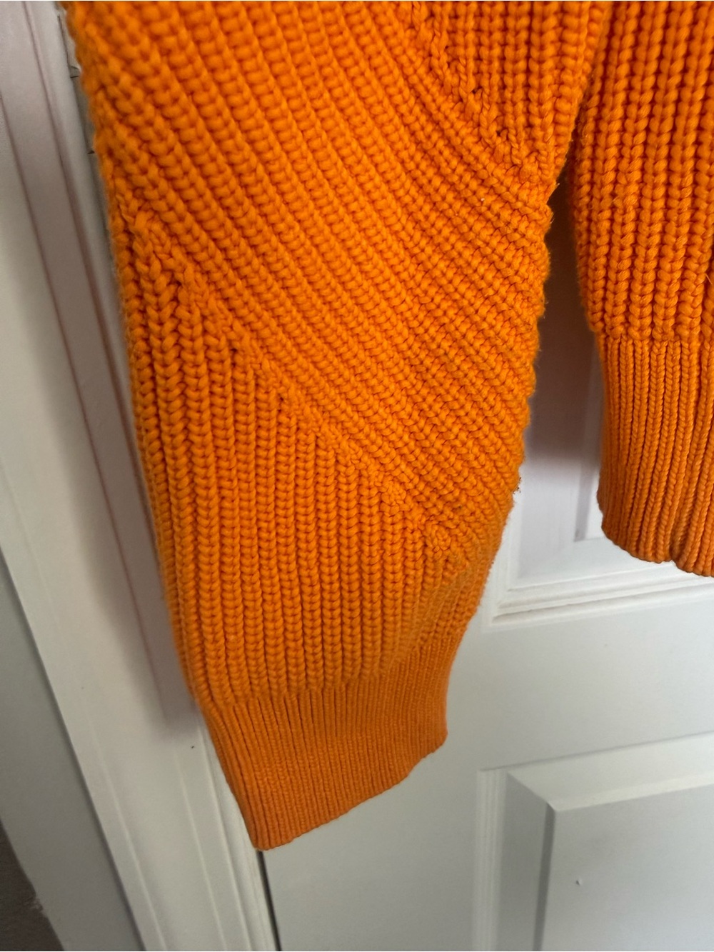 Banana Republic Golden Textured Crewneck Sweater - Picture 5 of 6